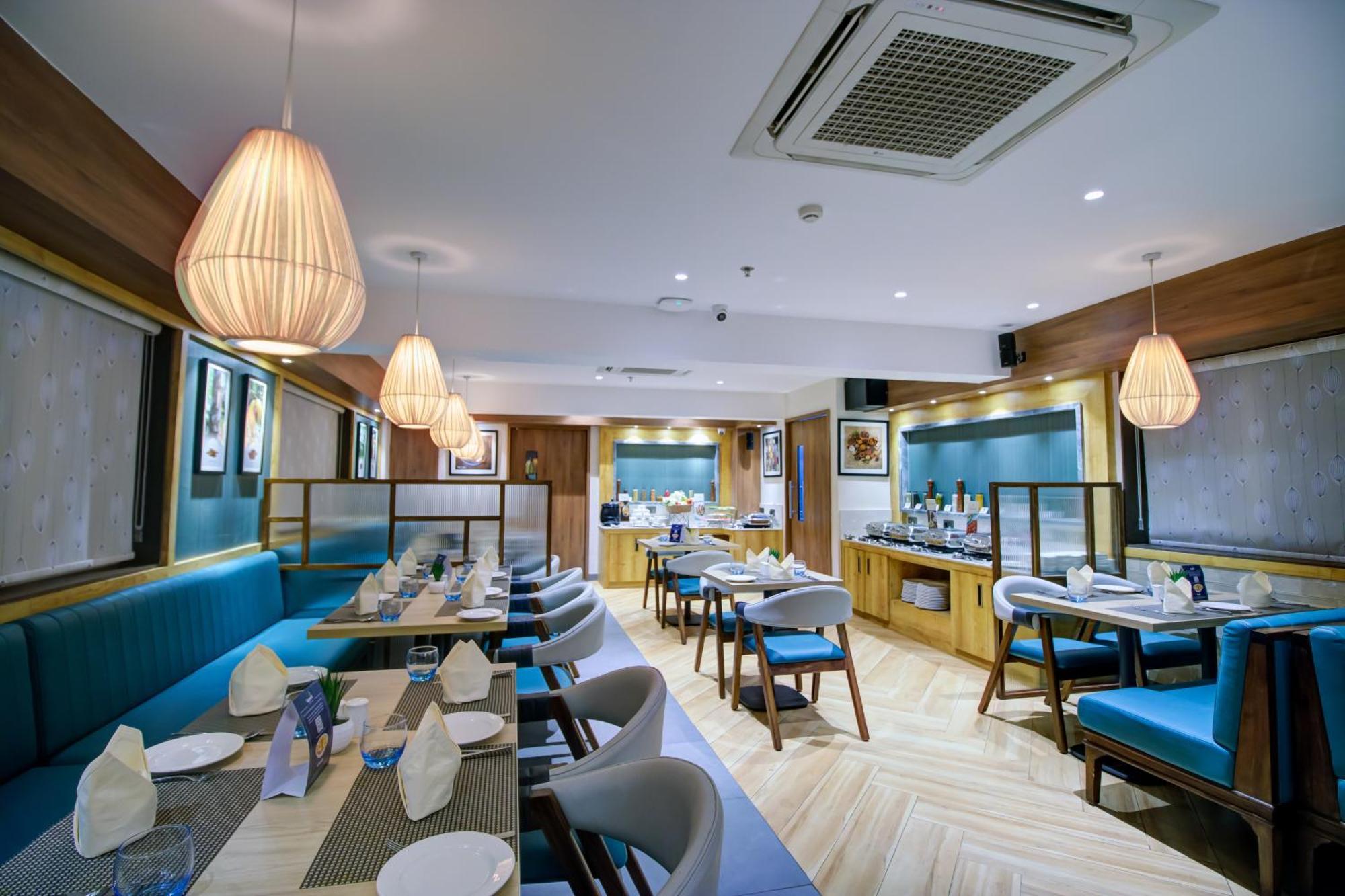 Cozzet Victoria Hotel Бхубанешвар Екстериор снимка