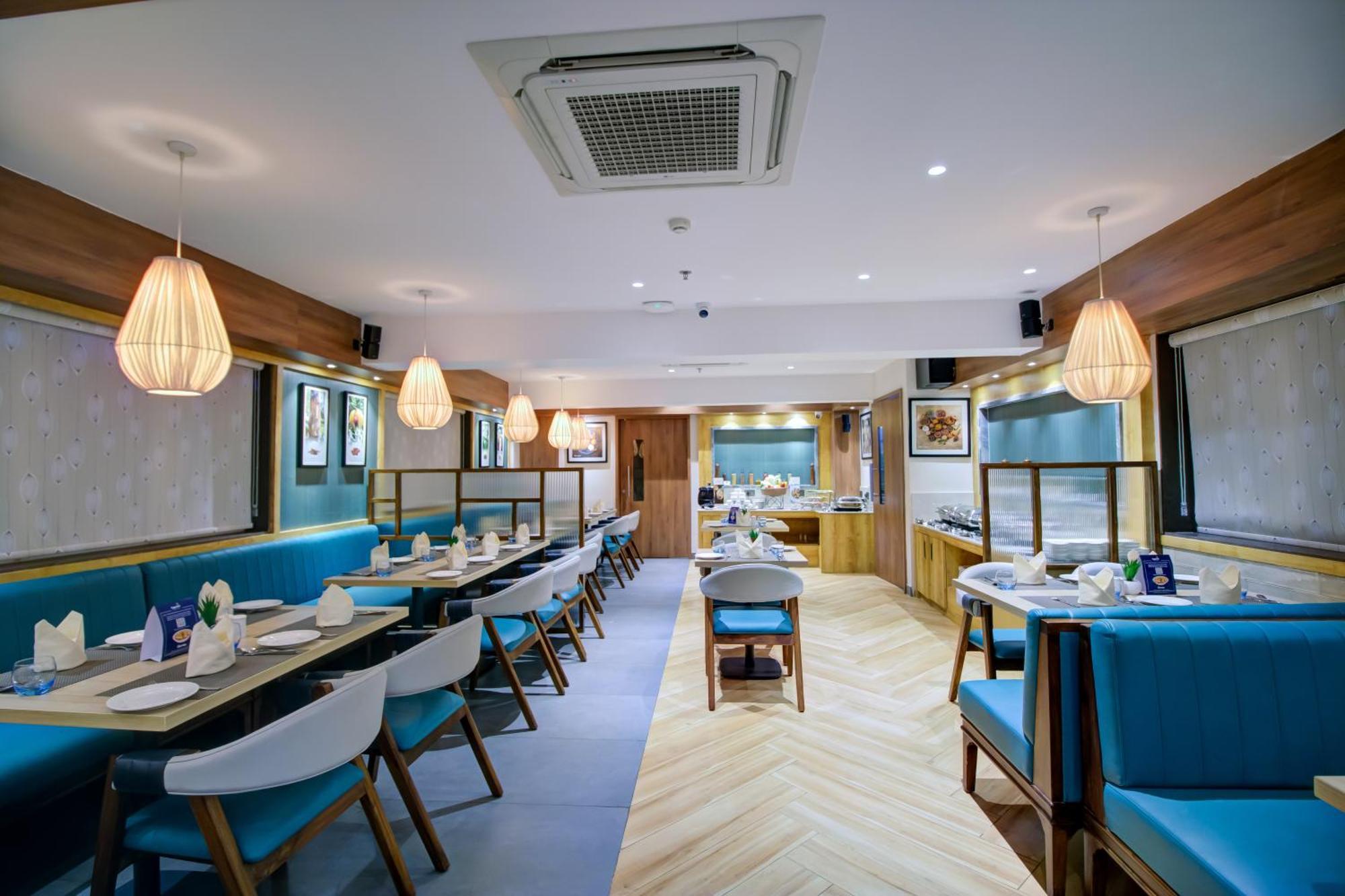 Cozzet Victoria Hotel Бхубанешвар Екстериор снимка