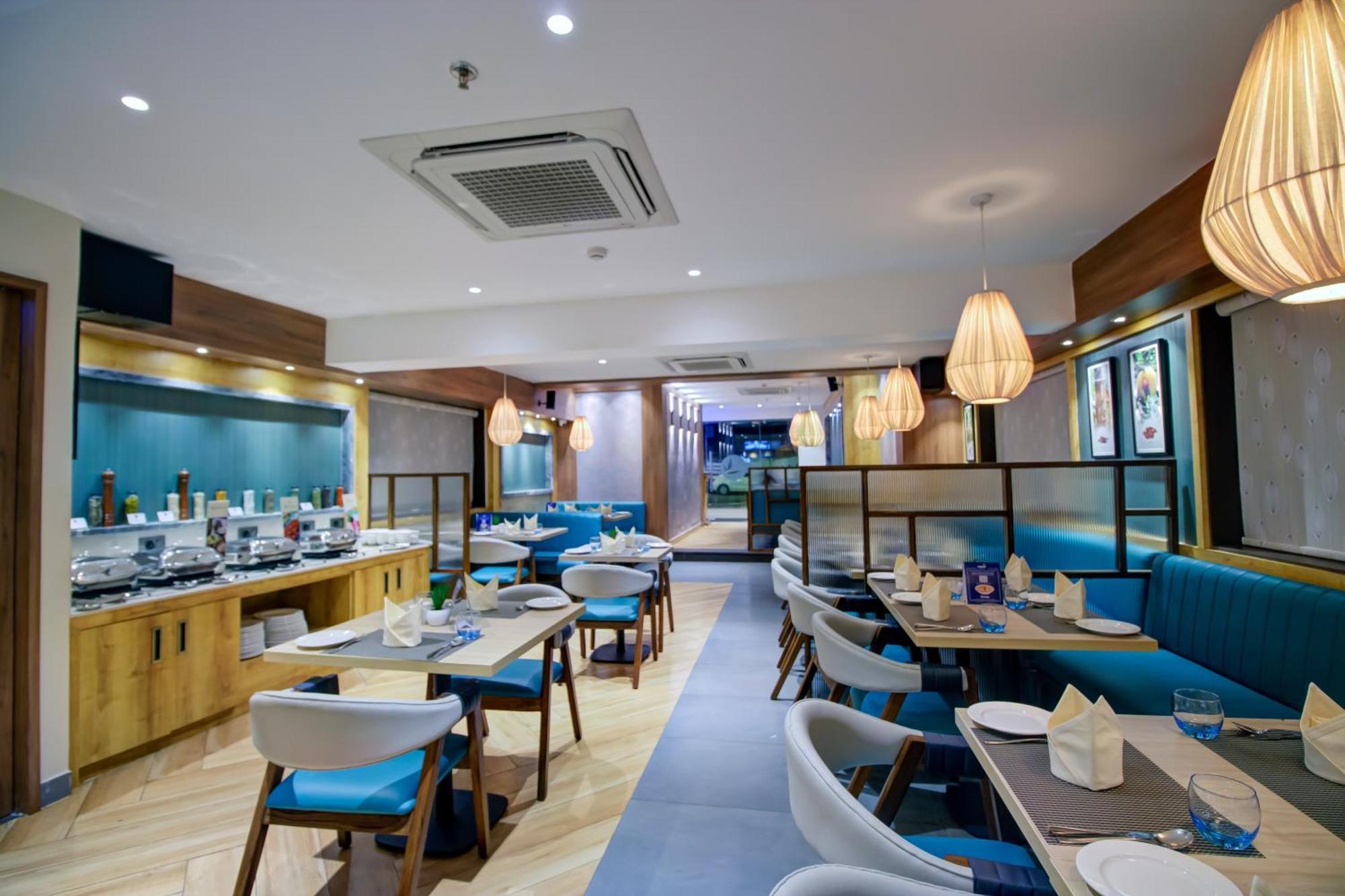 Cozzet Victoria Hotel Бхубанешвар Екстериор снимка